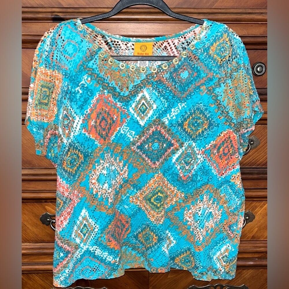 Ruby Rd. colorful southwestern print mesh top with gold-toned accents 24” P2P